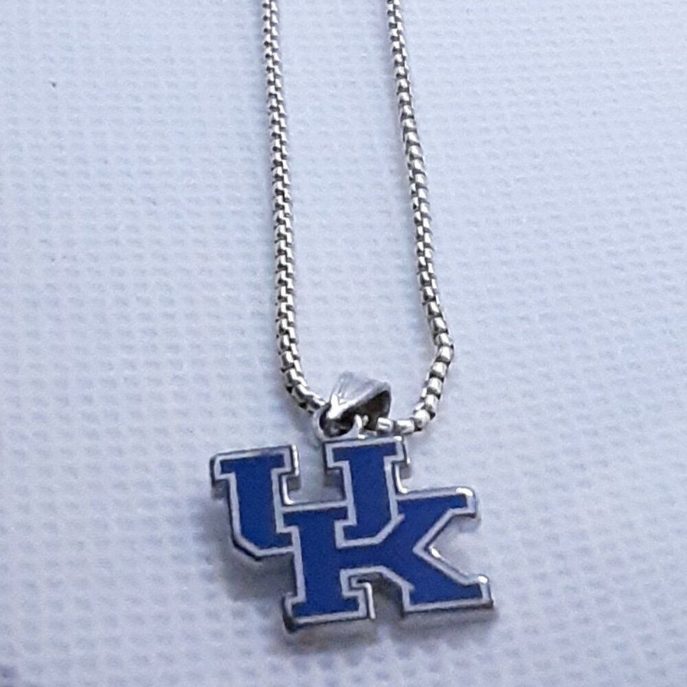 CLOSET SALE!!  University of Kentucky Authentic Sterling silver pendant - Picture 3 of 10